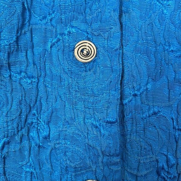 Chicos Blue Rose Pattern Full Button Up Collared Top Blouse Jacket Size 2 - Picture 7 of 10